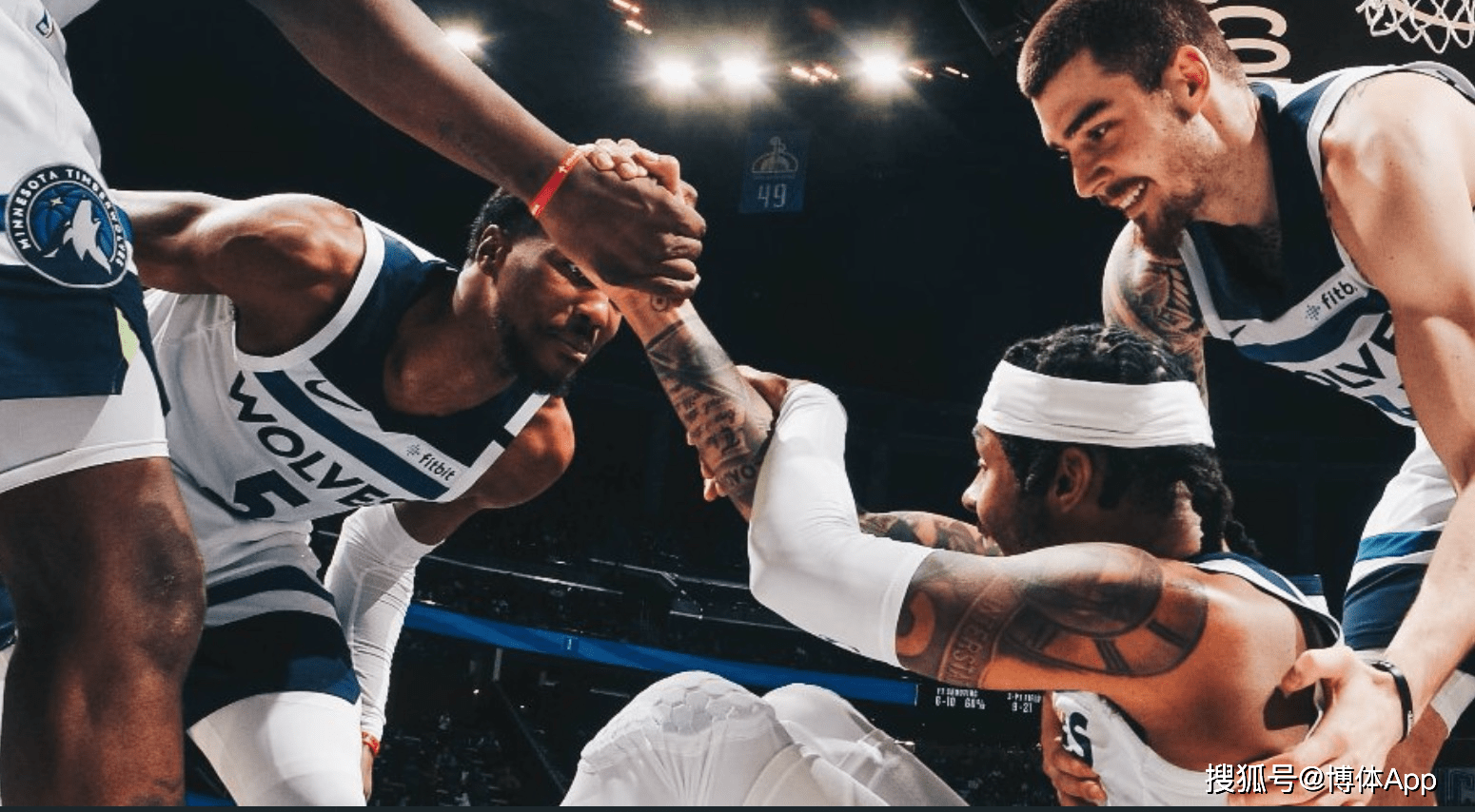 包含上海申花士气爆棚，足总杯常规赛遇上明尼苏达森林狼，目标明确直指晋级的词条